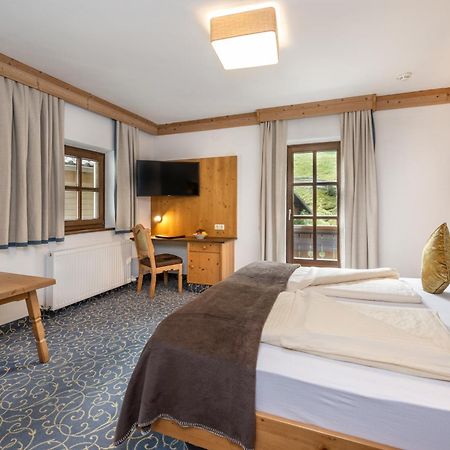 Naturhotel Huettenwirt Im Grossarltal Hüttschlag Esterno foto