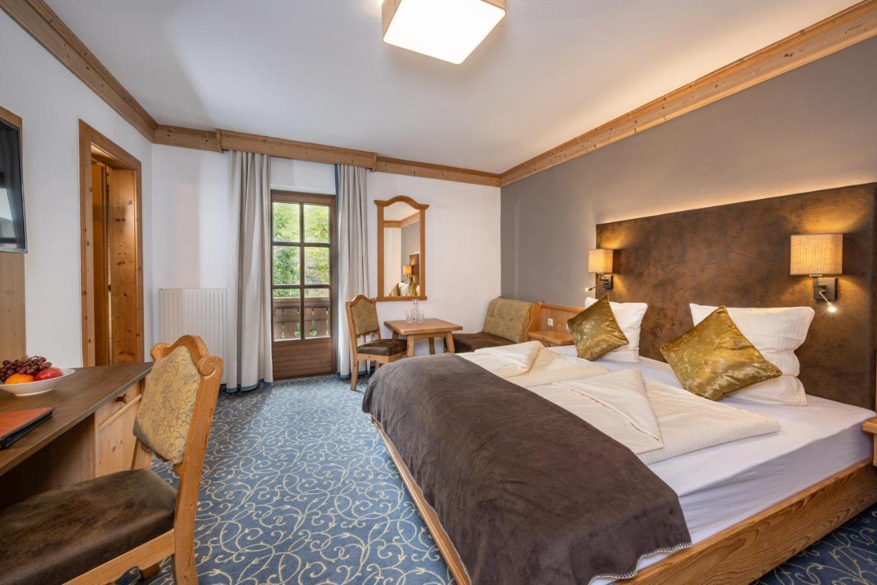 Naturhotel Huettenwirt Im Grossarltal Hüttschlag Esterno foto