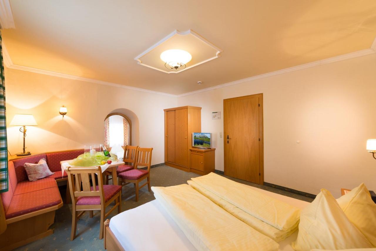 Naturhotel Huettenwirt Im Grossarltal Hüttschlag Esterno foto