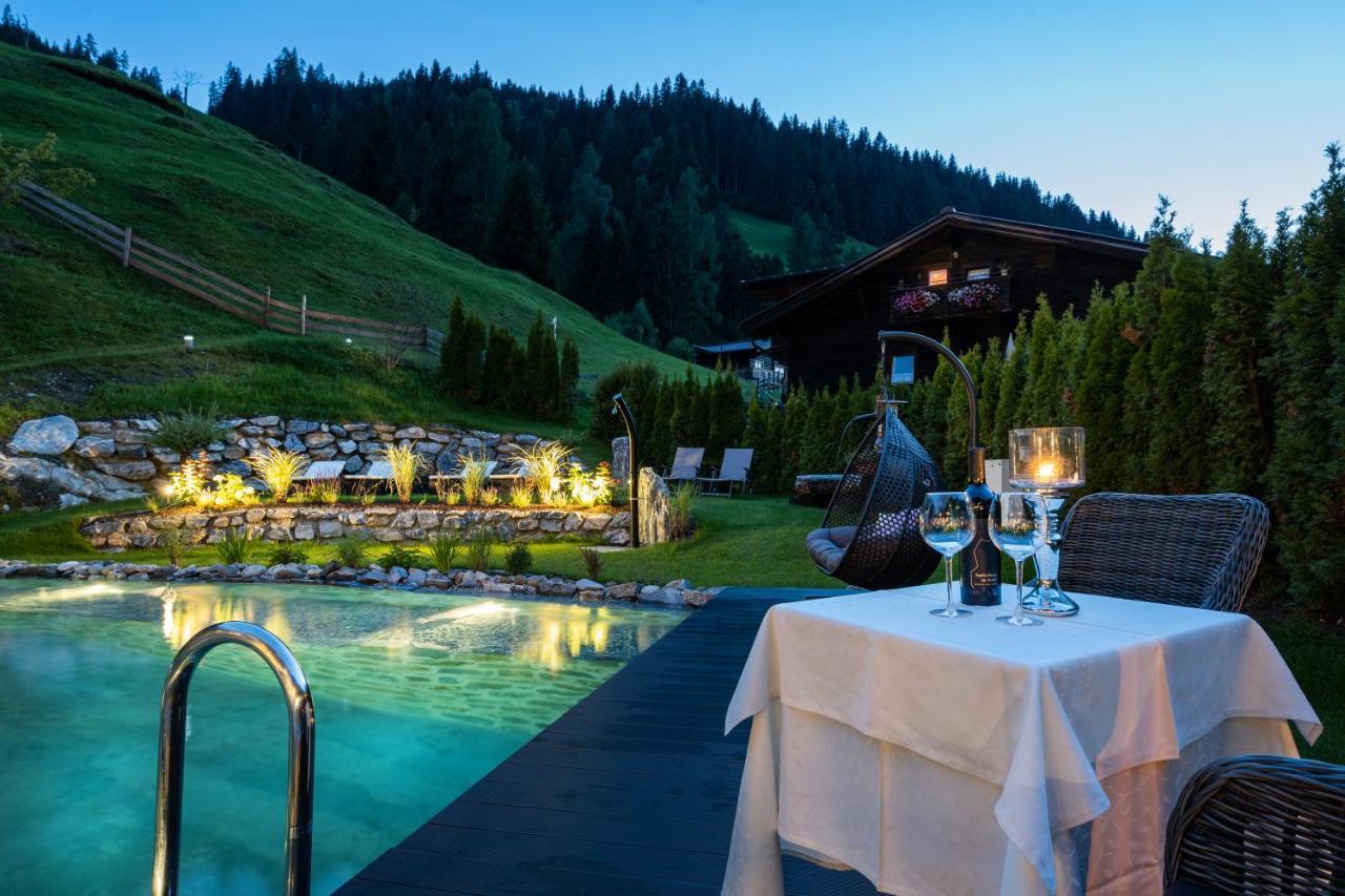Naturhotel Huettenwirt Im Grossarltal Hüttschlag Esterno foto